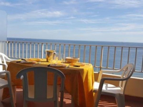 Appartement en bord de mer à La Baule avec balcon, parking et commodités à proximité ! - FR-1-392-31